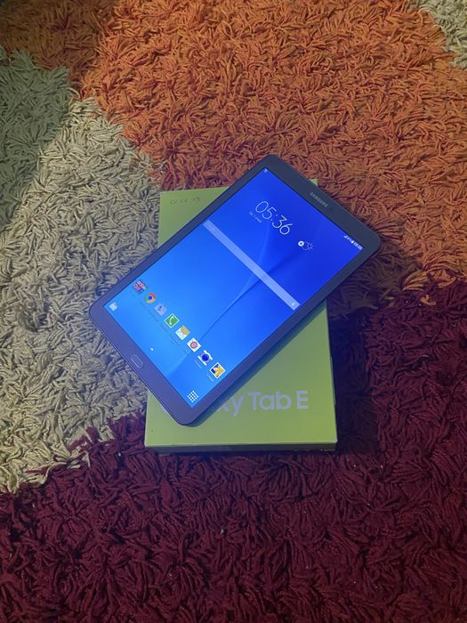 Планшет телефон Samsung Galaxy Tab E 9,6 GPS EDGE 4G Sim LTE ігри