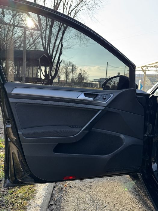 Продам Wolkswagen Golf7