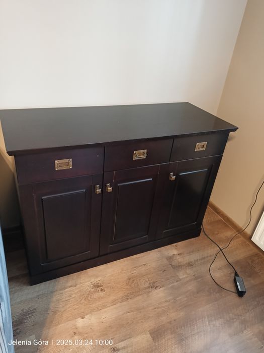 Meble dębowe lakierowane