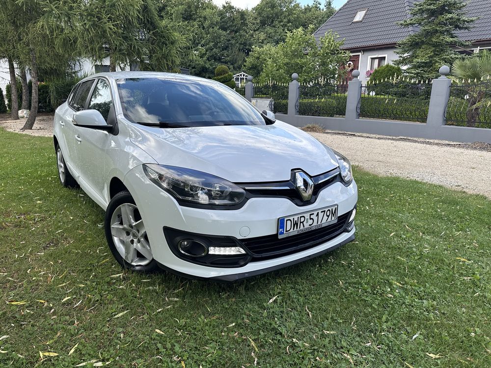 Renault megane kombi benzyna 2015 stan bdb navi klima ledy tempomat