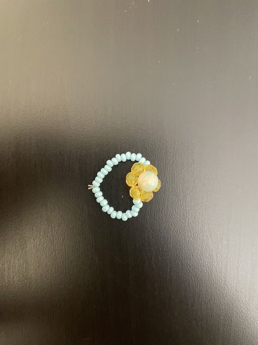 pierścionek na gumce koraliki kwiatki kolorowe boho handmade niebieski
