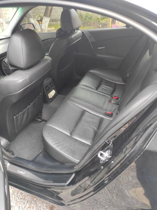 Продам бмв е 60 2003 року