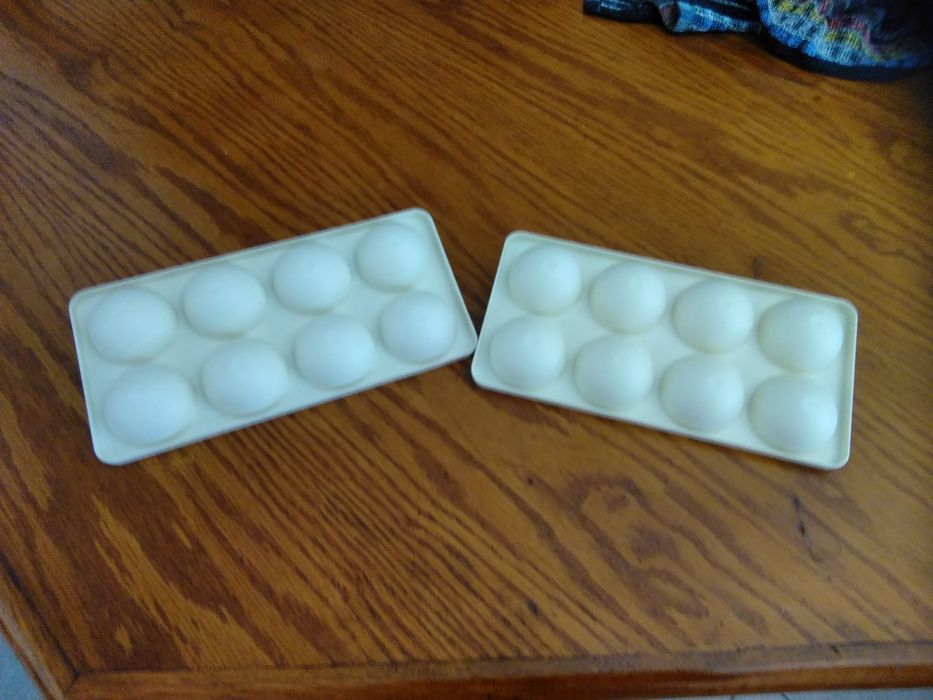 Cuvetes de ovos / frigorífico
