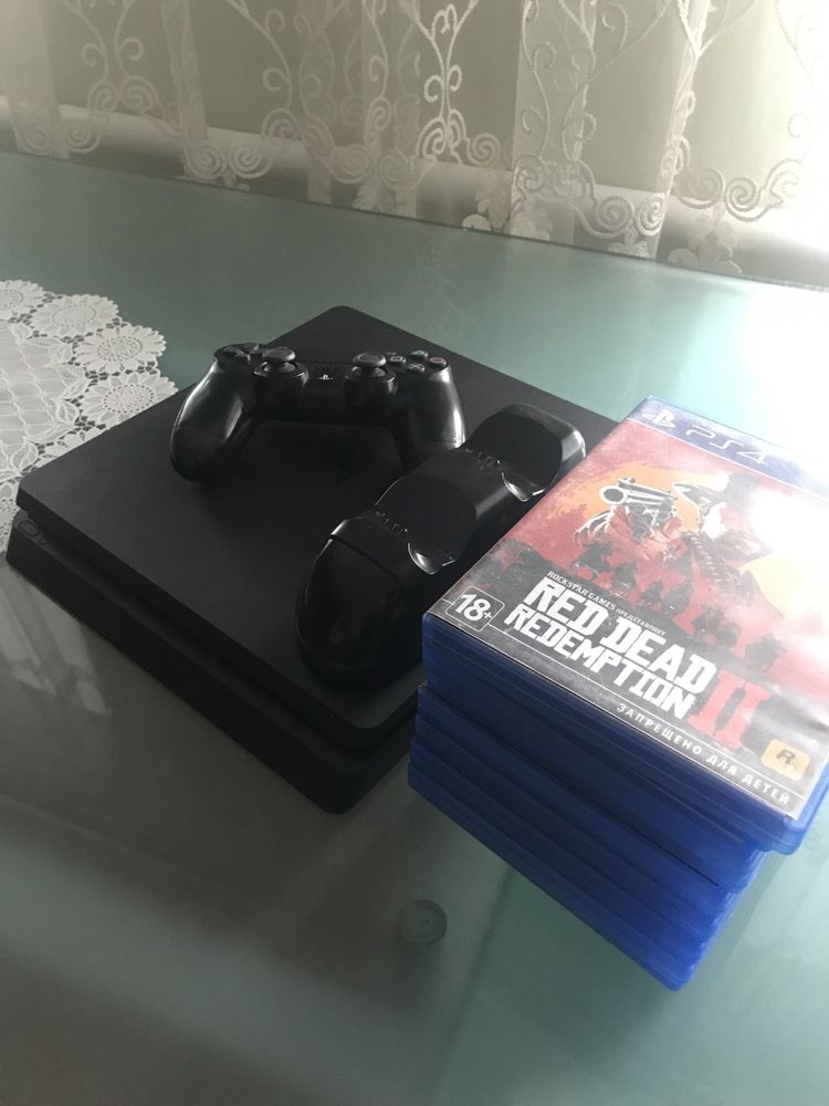 PlayStation 4 Slim 1TB