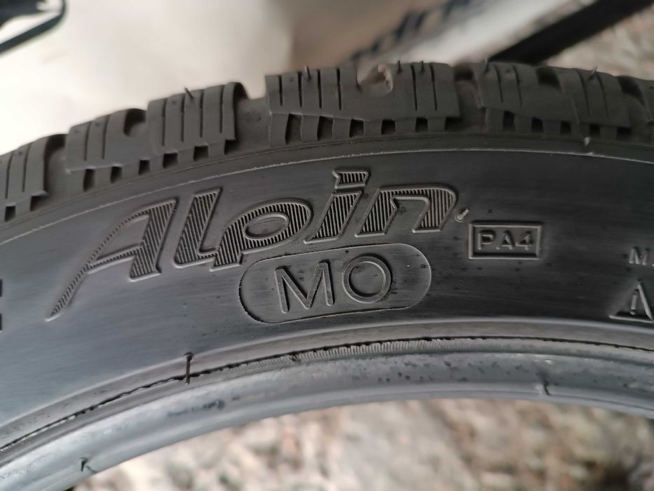 Зимові шини 245/40 R18 Michelin pilot alpin pa4	2020рік