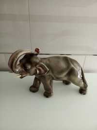 Elefante decorativo vintage em porcelana