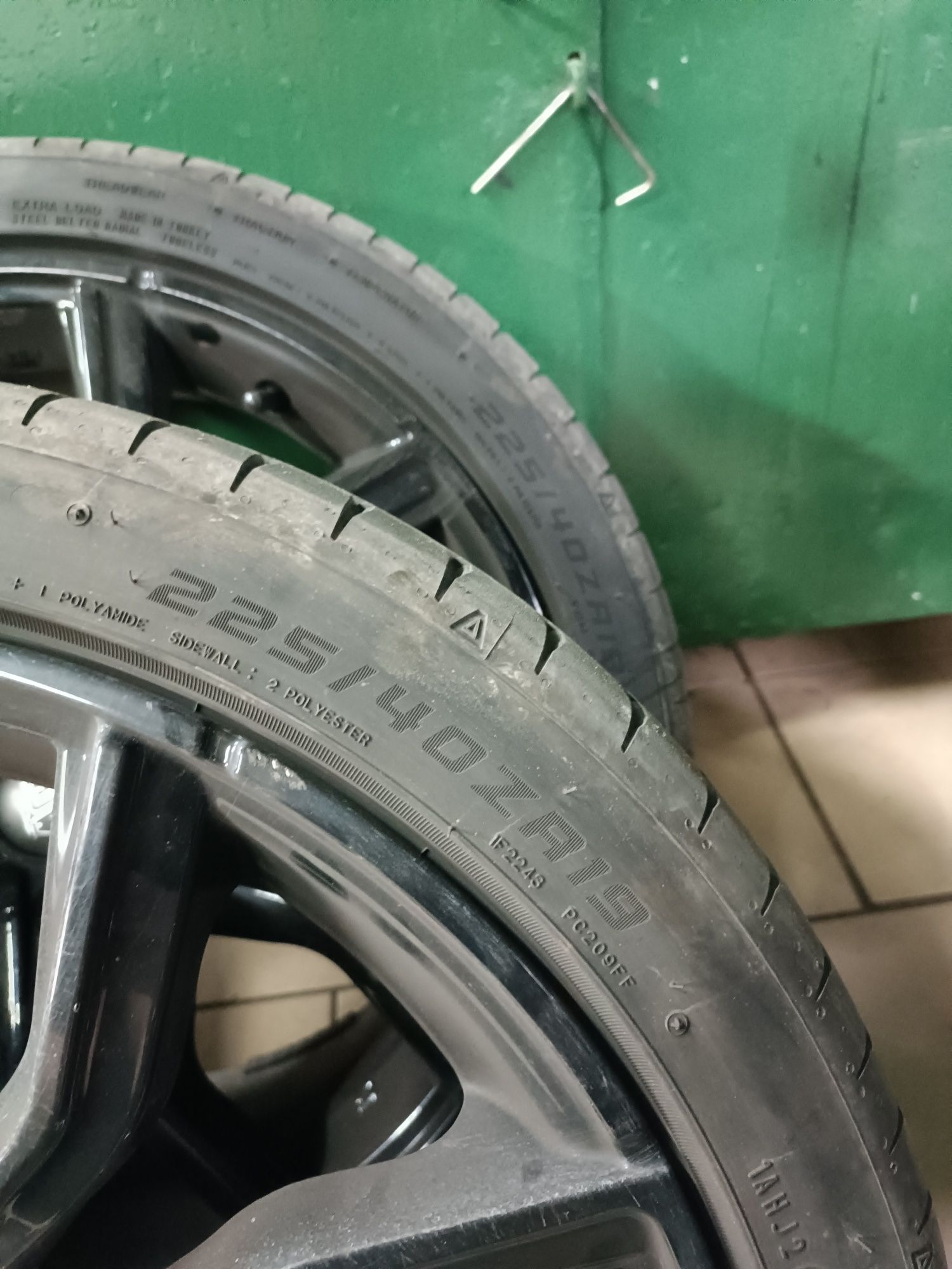 Felgi OZ, czarne, 19' opony lato, bdb stan