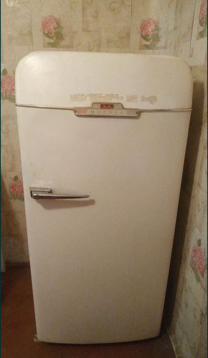 Продам холодильник, срачно