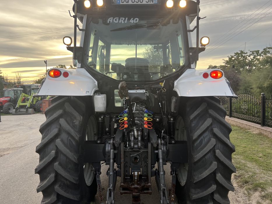 Valtra n123 nowe opony  TUZ miękka oś i kabina 15 rok