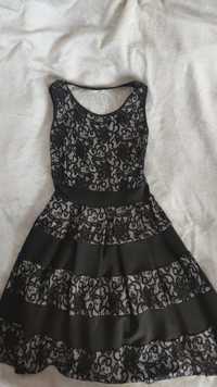 Czarna sukienka, rozmiar S