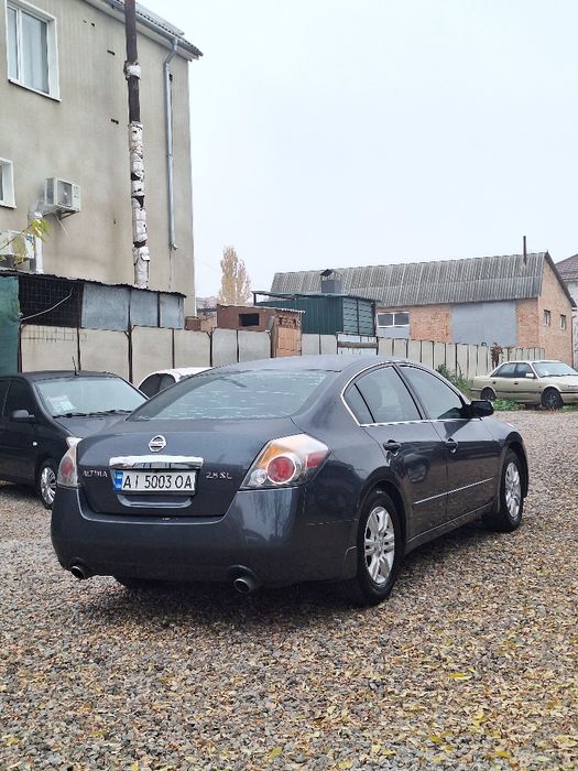 Nissan Altima 2011 год , 2.5 газ-бензин