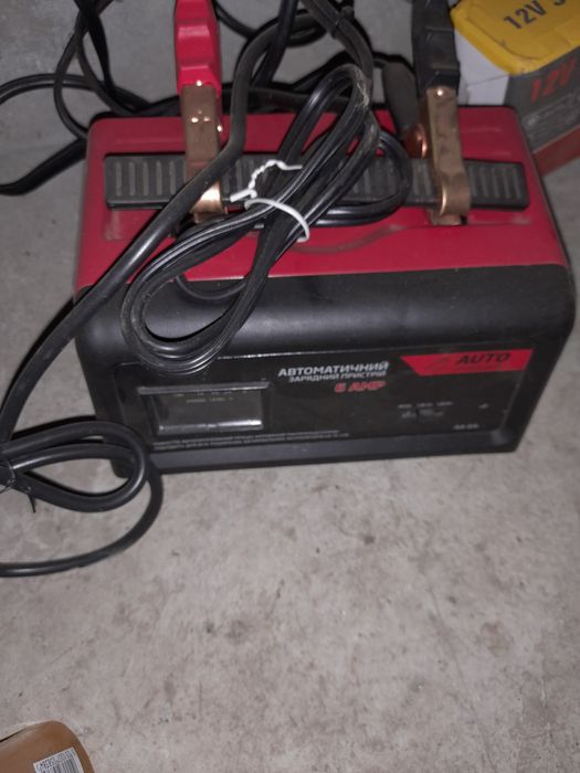 Зарядний пристрій assistance 6a