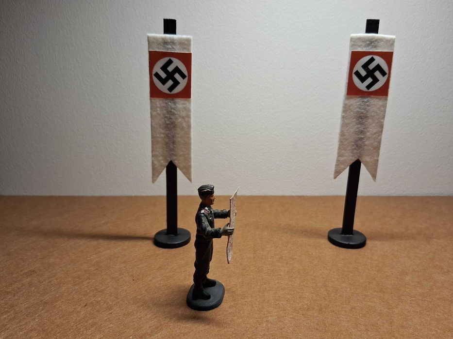 Estandartes III Reich - "Timpo Toys"