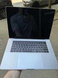 Macbook Pro 15 2018 16/512 Gb Silver