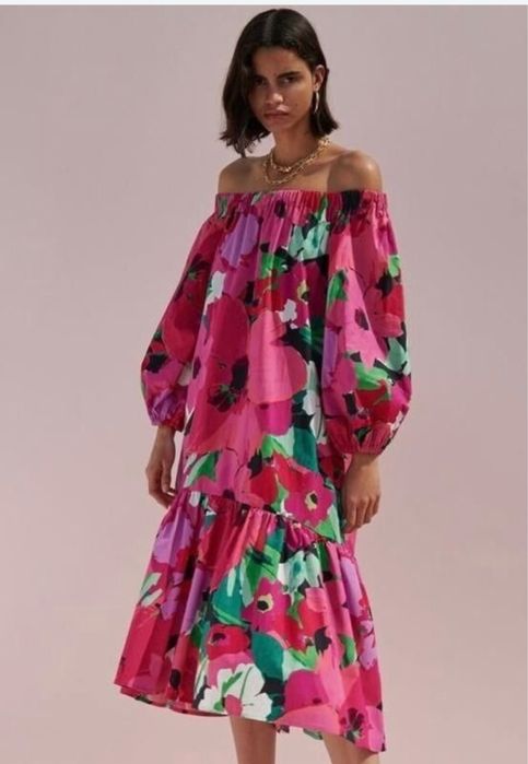 Неймовірно яскравий сарафан з квітковим принтом