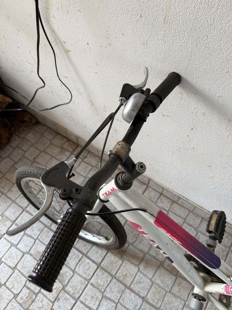 Bicicleta roda 20” - para desocupar
