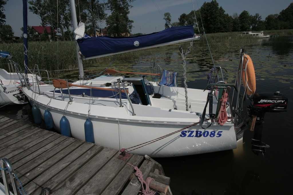 Sasanka 620 Mazury Jacht Czarter