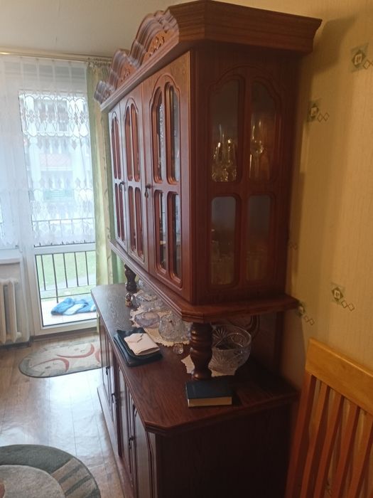 Sprzedam komplet mebli stylizowanych ma stare.