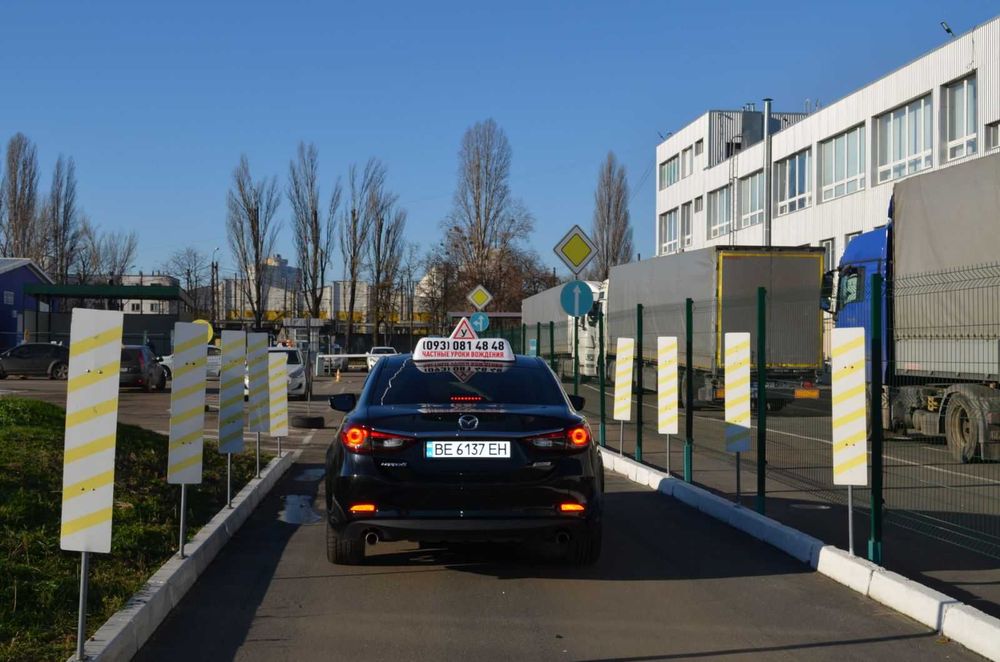 Уроки вождения на автомобиле с (АКПП). Инструктор по вождению.