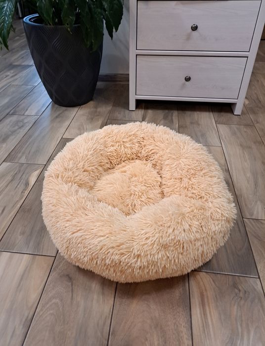 Legowisko Donut Puszyta brzoskwinka M 730