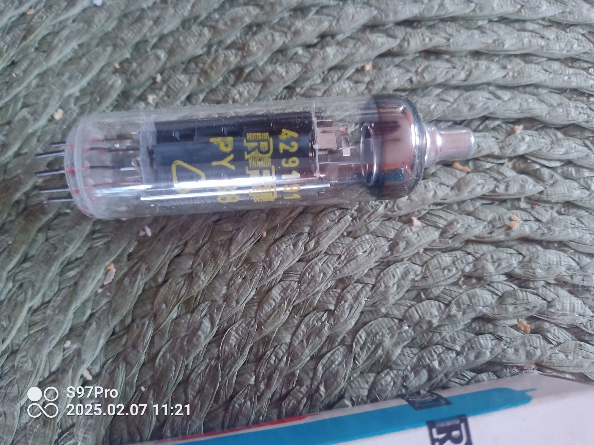 Lampa Elektronowa RFT PY 88 nowe