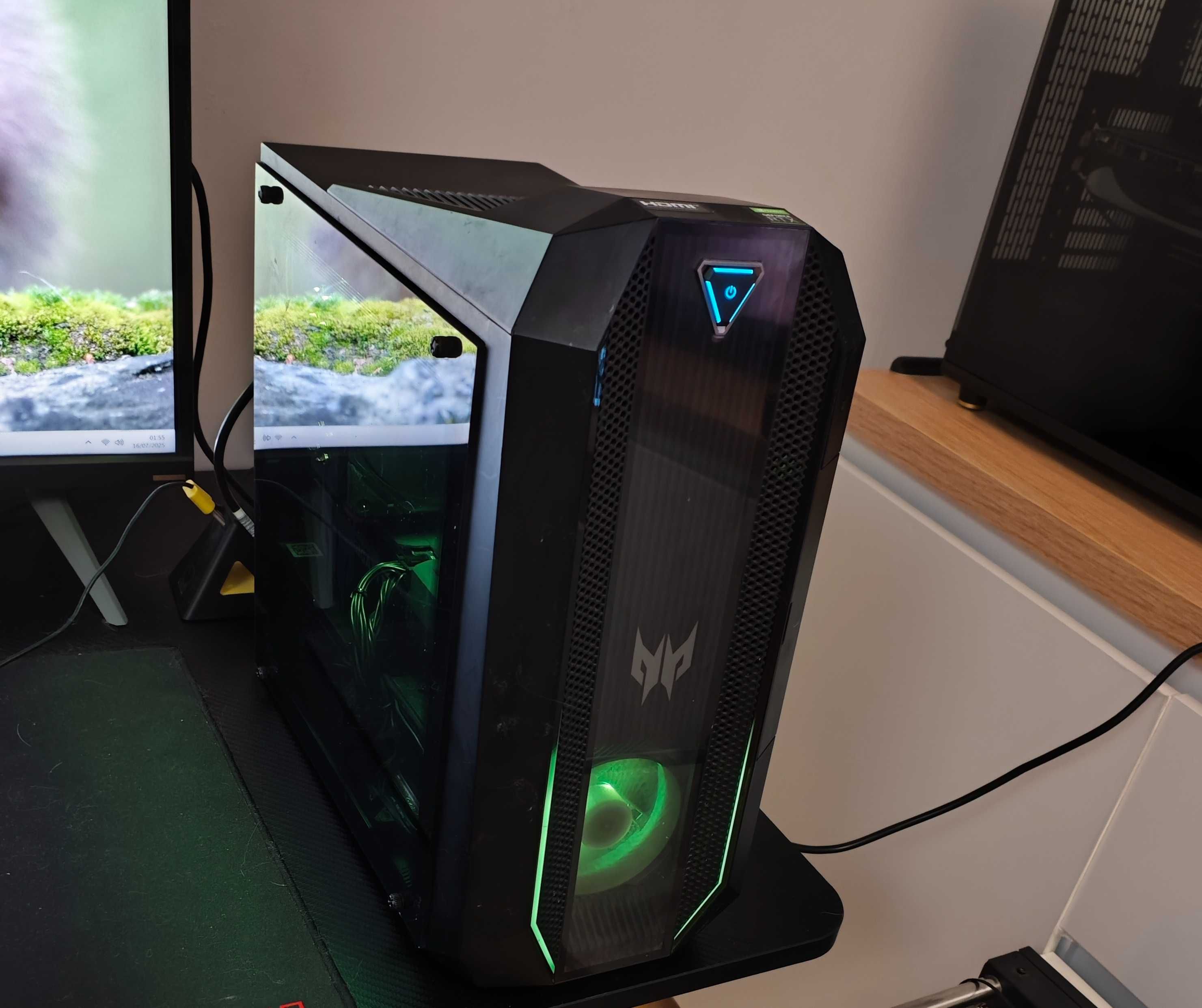 Acer Predator 10100F 16GB RTX 3050 8GB 1TB HD 120GB M.2 WiFi-6E Win 11