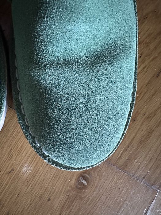 Sapatos camurça como novos