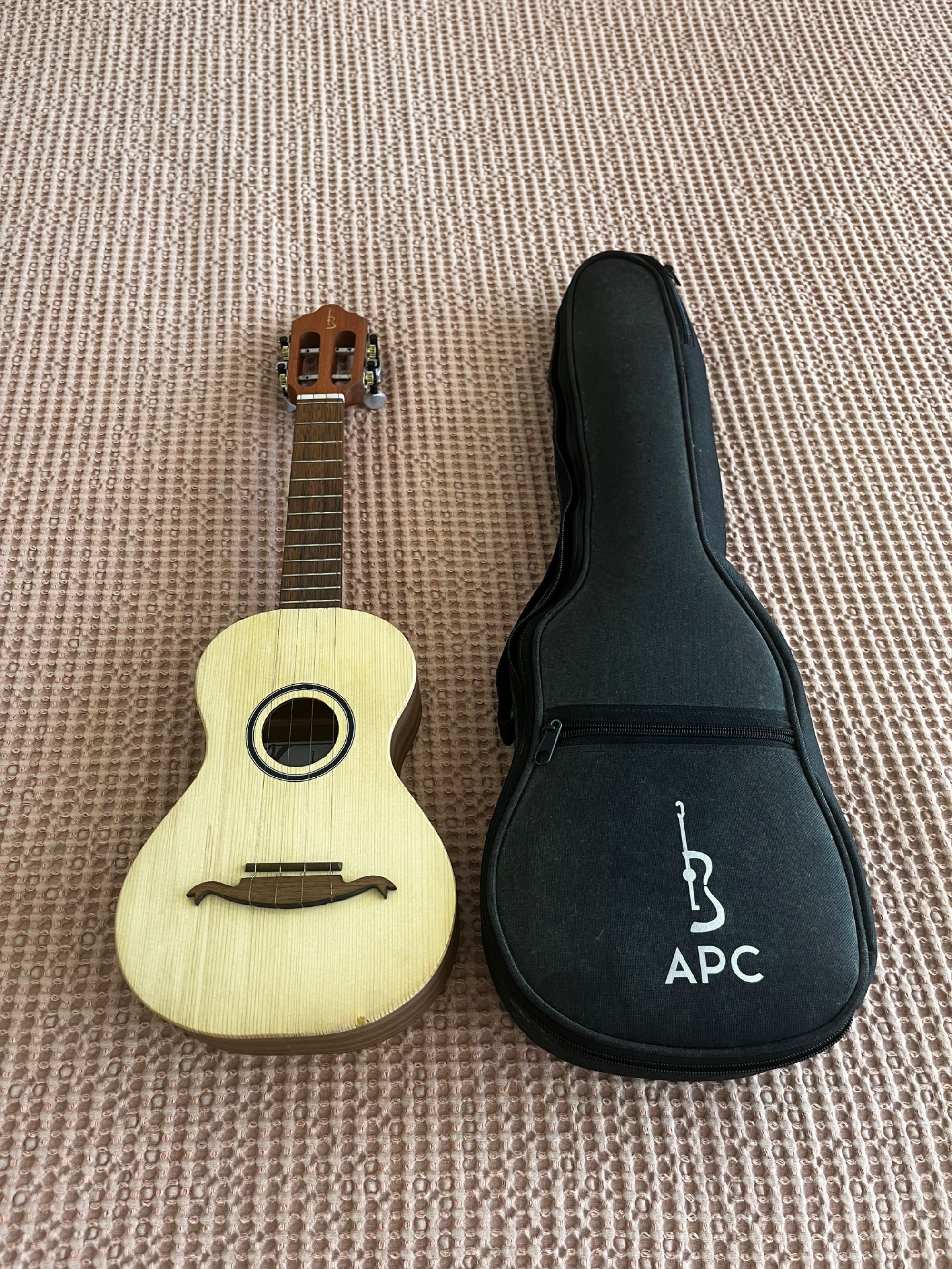 Cavaquinho APC 4 cordas