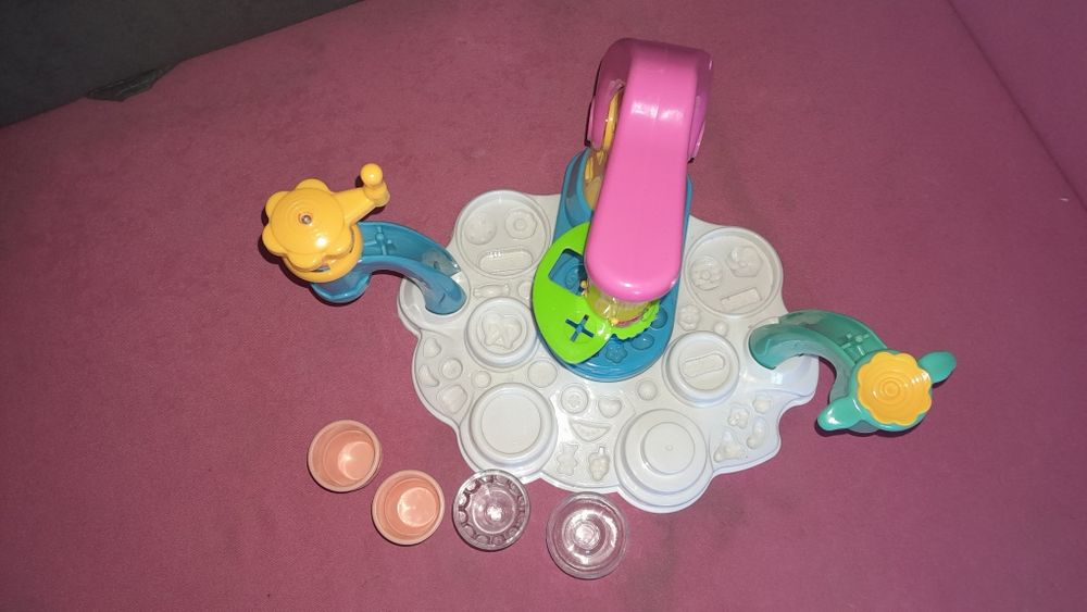 Zestaw do lepienia plasteliną zabawka