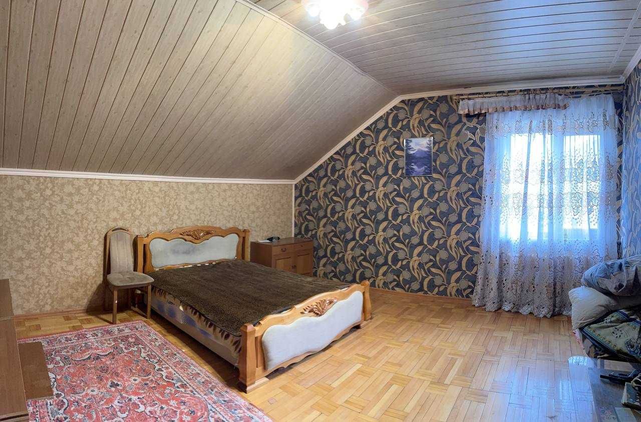 Продам отличный дом для большой семьи на ул Попудренко.
