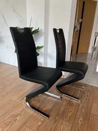 Jedno krzesło 100 zł 2 krzesła 200 zł