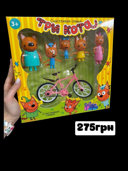 Набір героїв Три коти і кошечка