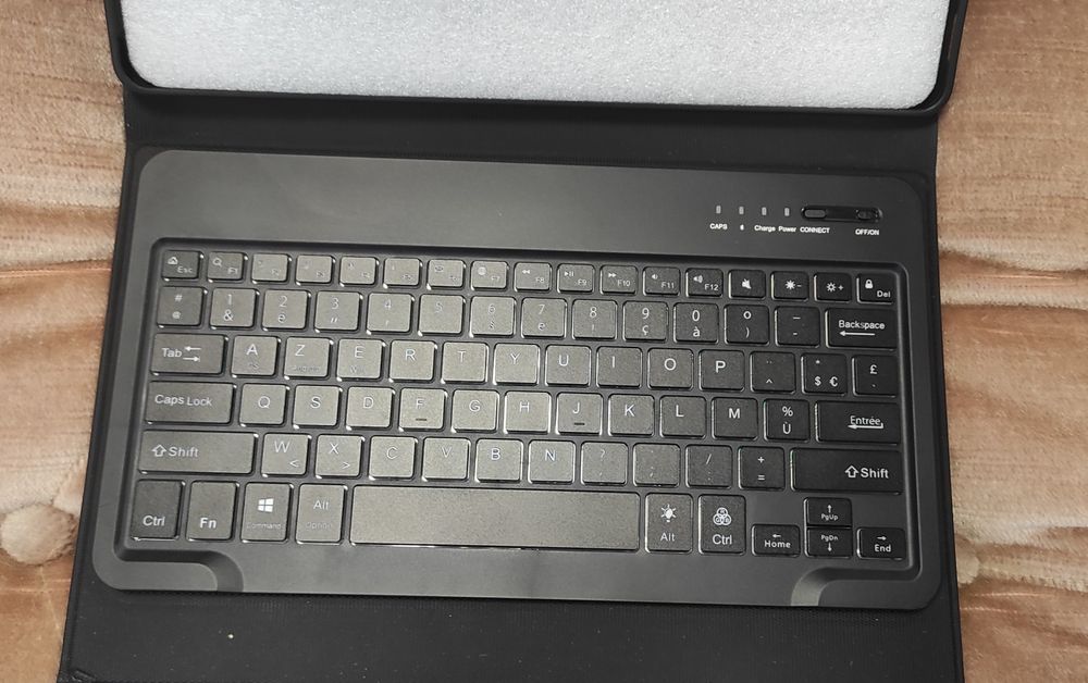 Jademall HD10 etui z klawiaturą