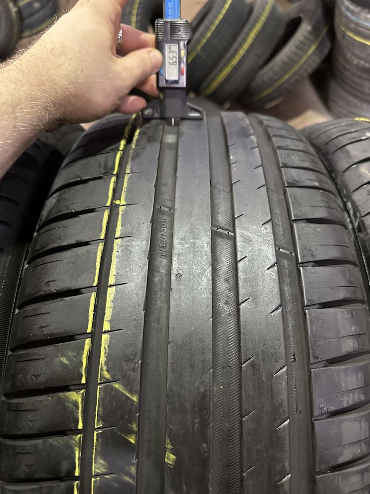 Шины Бу 255 40 235 45 R 20 Michelin pilot sport 4