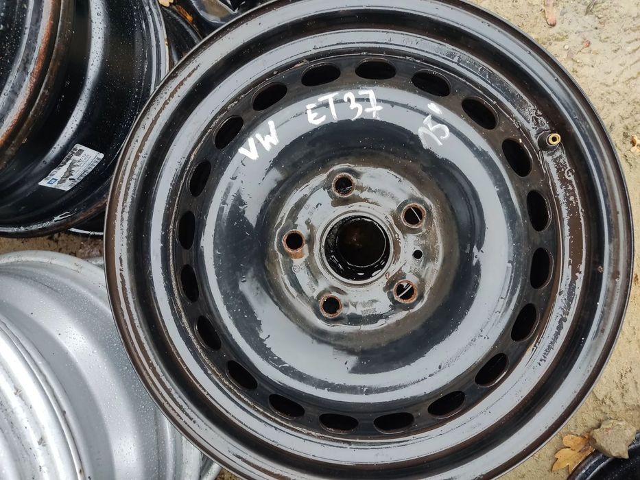 Felgi stalowe Audi A3 A4 A6 Q2 Q3 VW Passat b6 b7 b8 Golf 6 7 8 9  15 cali ET37 5x112 3b0601027d