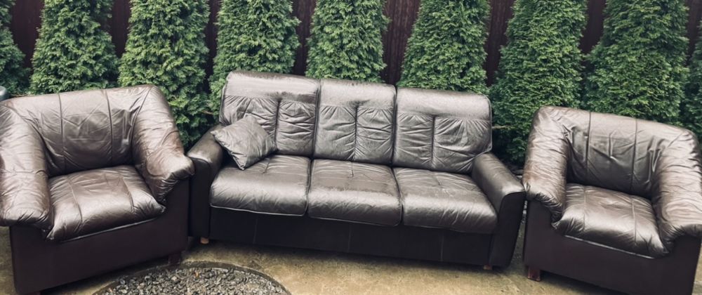 Шкіряний комплект диван + 2 крісла