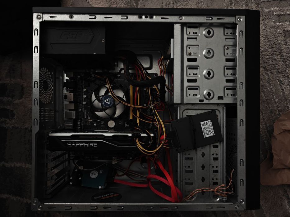 Ігровий ПК: RX 580 8GB / i5-4670 / 24GB RAM / SSD + HDD