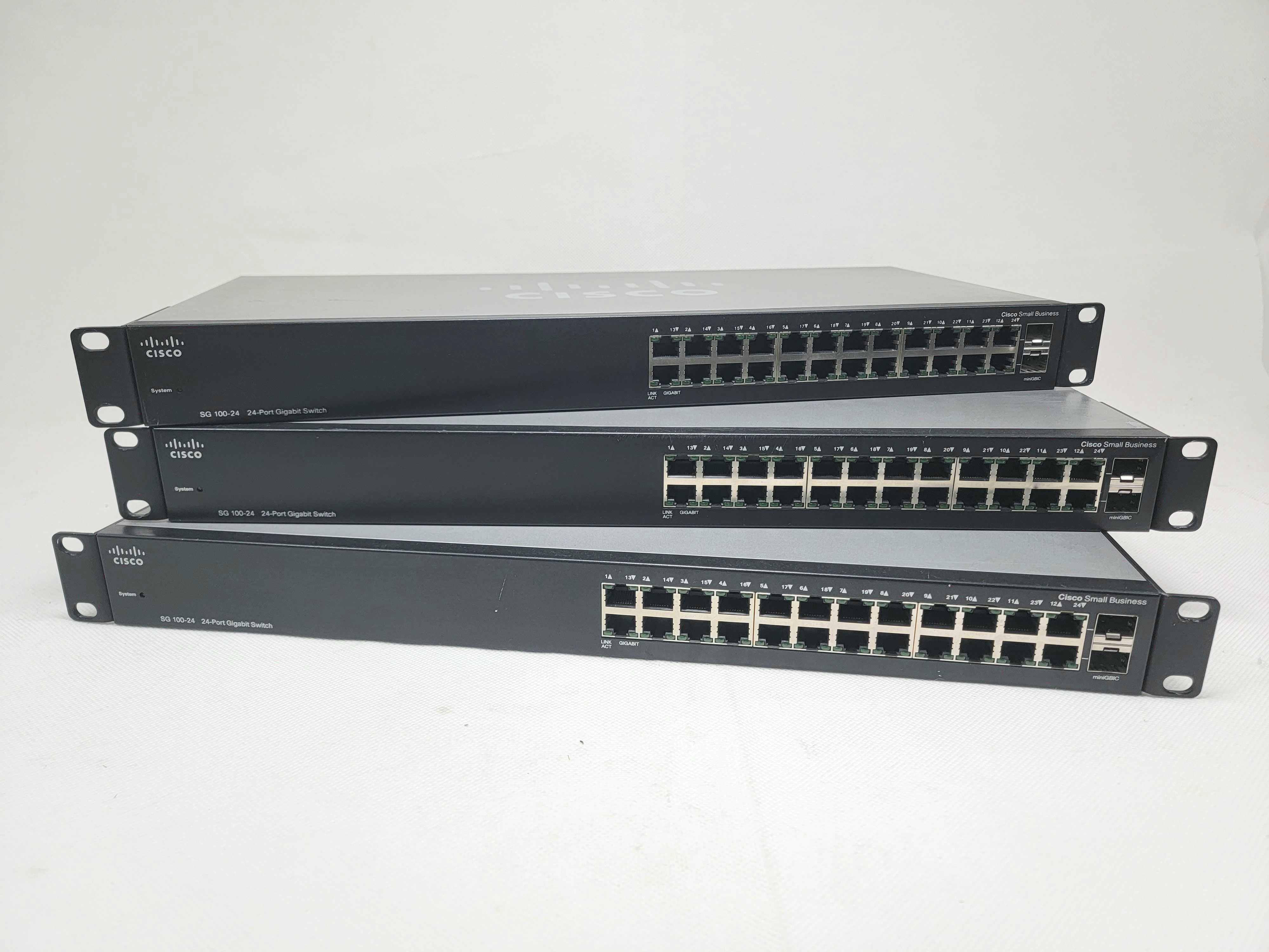 Cisco SG100-24 Port Gigabit Switch комутатор мережевий