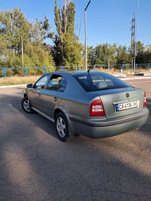 Срочно продам Шкода Октавия газ/бензин 2003