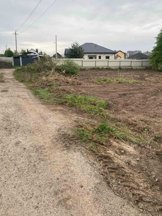 Ділянка біля річки 10 соток приват/землі під будівництво будинку