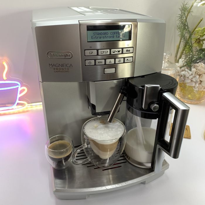 Кавоварка б/в з Німеччини (кавомашина)