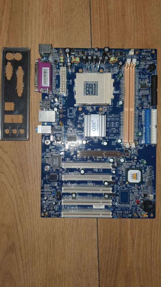 QDI K7V600 Soket 462 DDR1,FSB400 AGP 8X