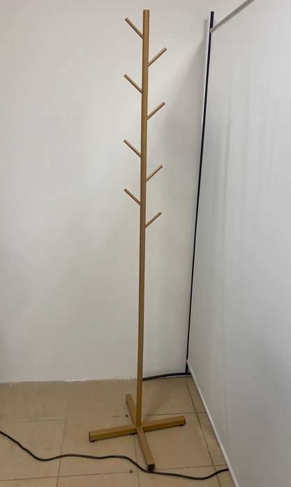 Wieszak stojący 170x43 w kolorze złotym/miedzianym