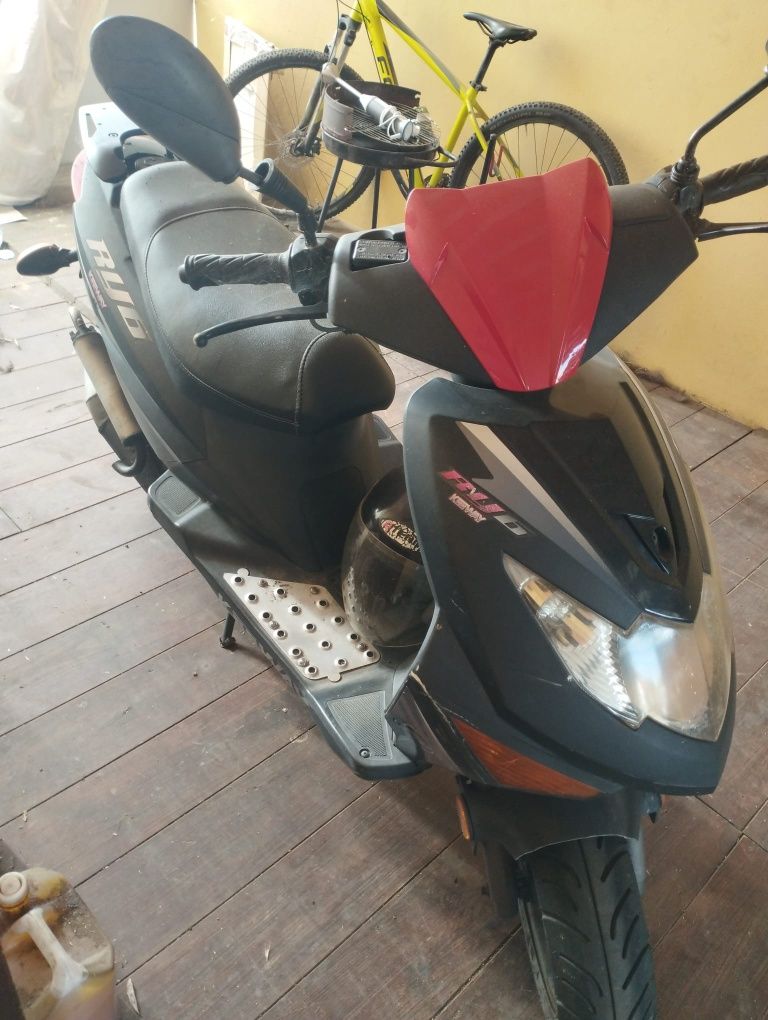 Scooter keeway RY6