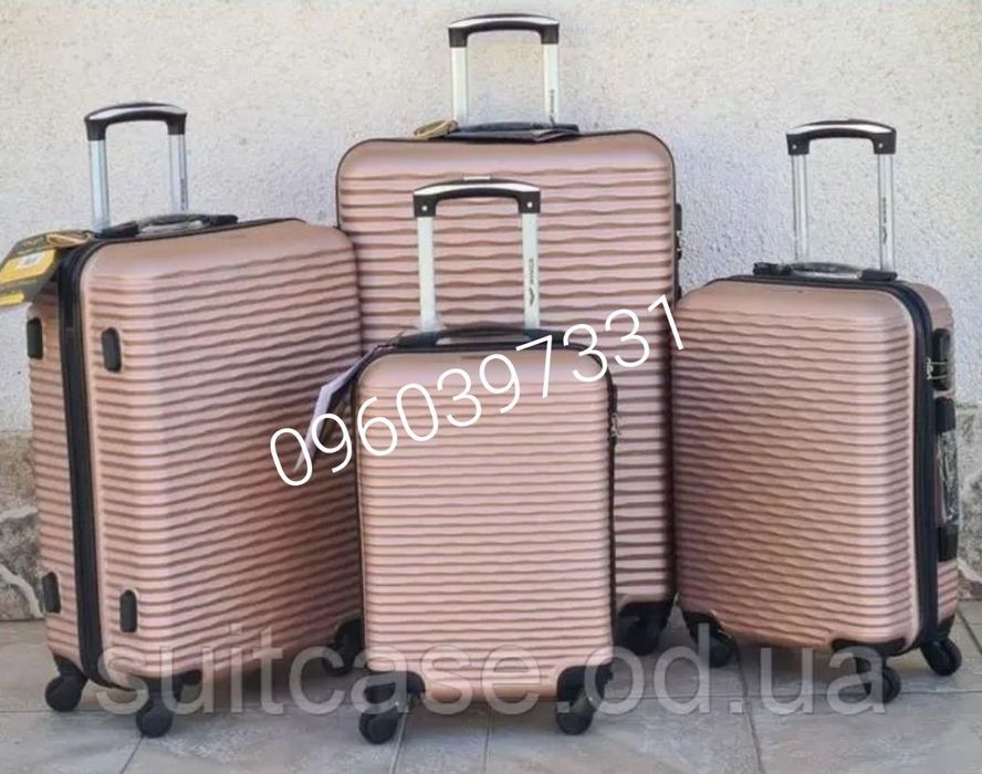 Новинка  чемодан валіза Wings  155 Poland  валіза