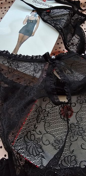 комплект  Obsessive Design: комбінація та стрінги s/m, новий, оригінал