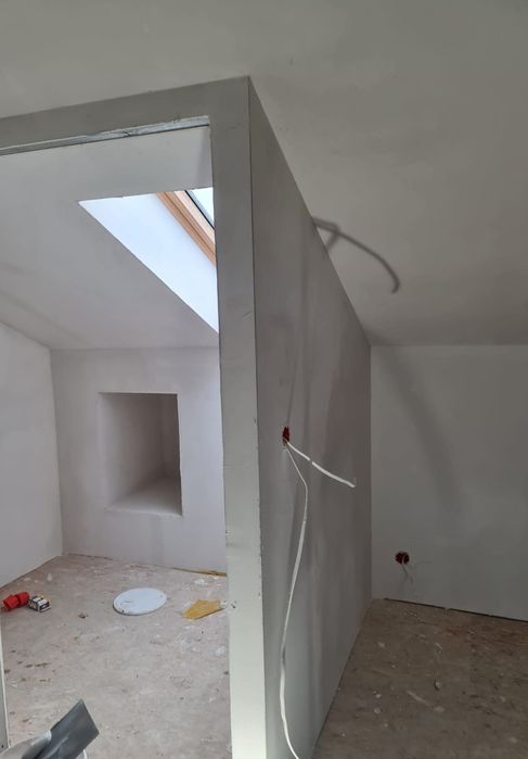 Remonty Mieszkań sufity podwieszane ścianki zabudowy gipsowanie malowa