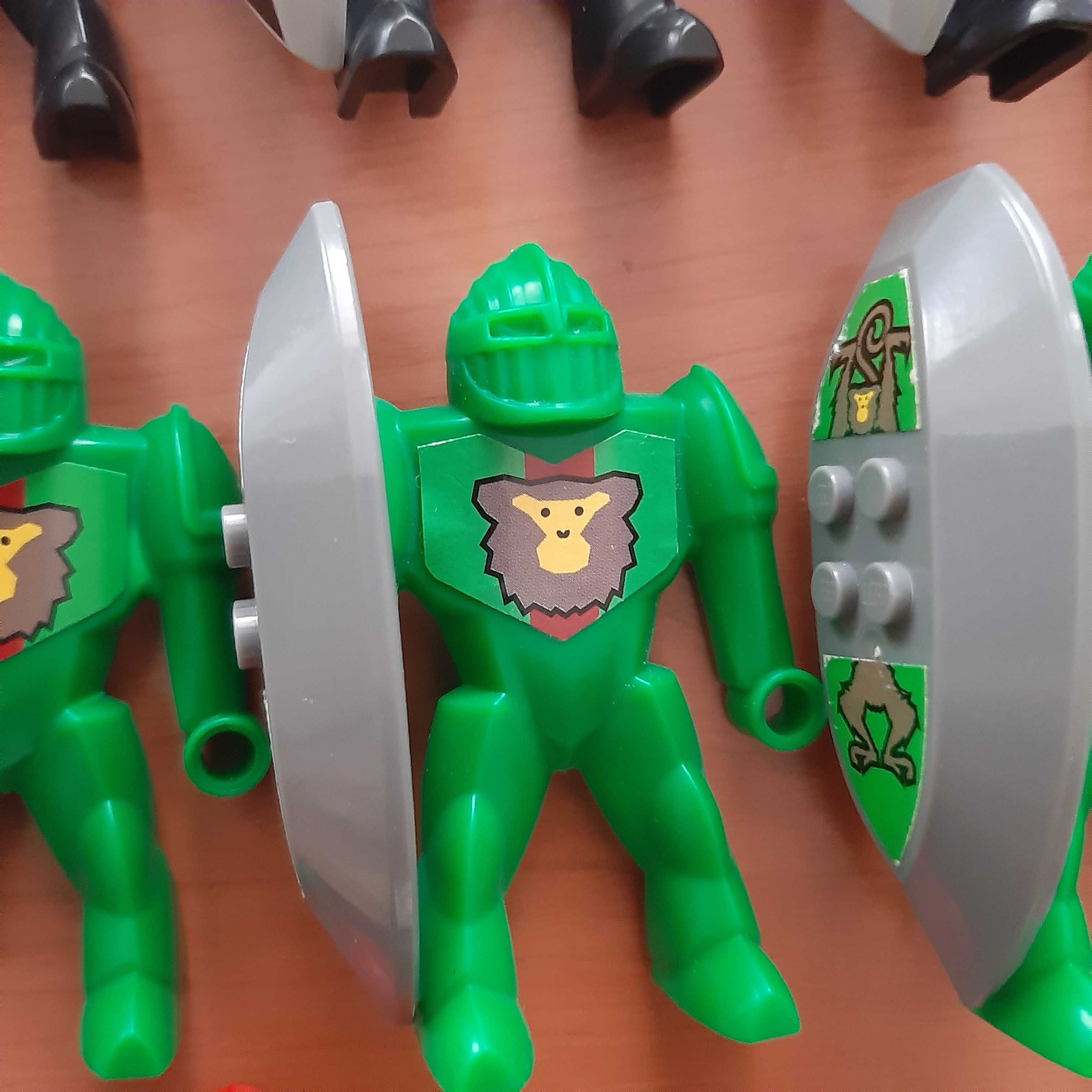 Lote de 17 Lego Figuras Knights Kingdom II