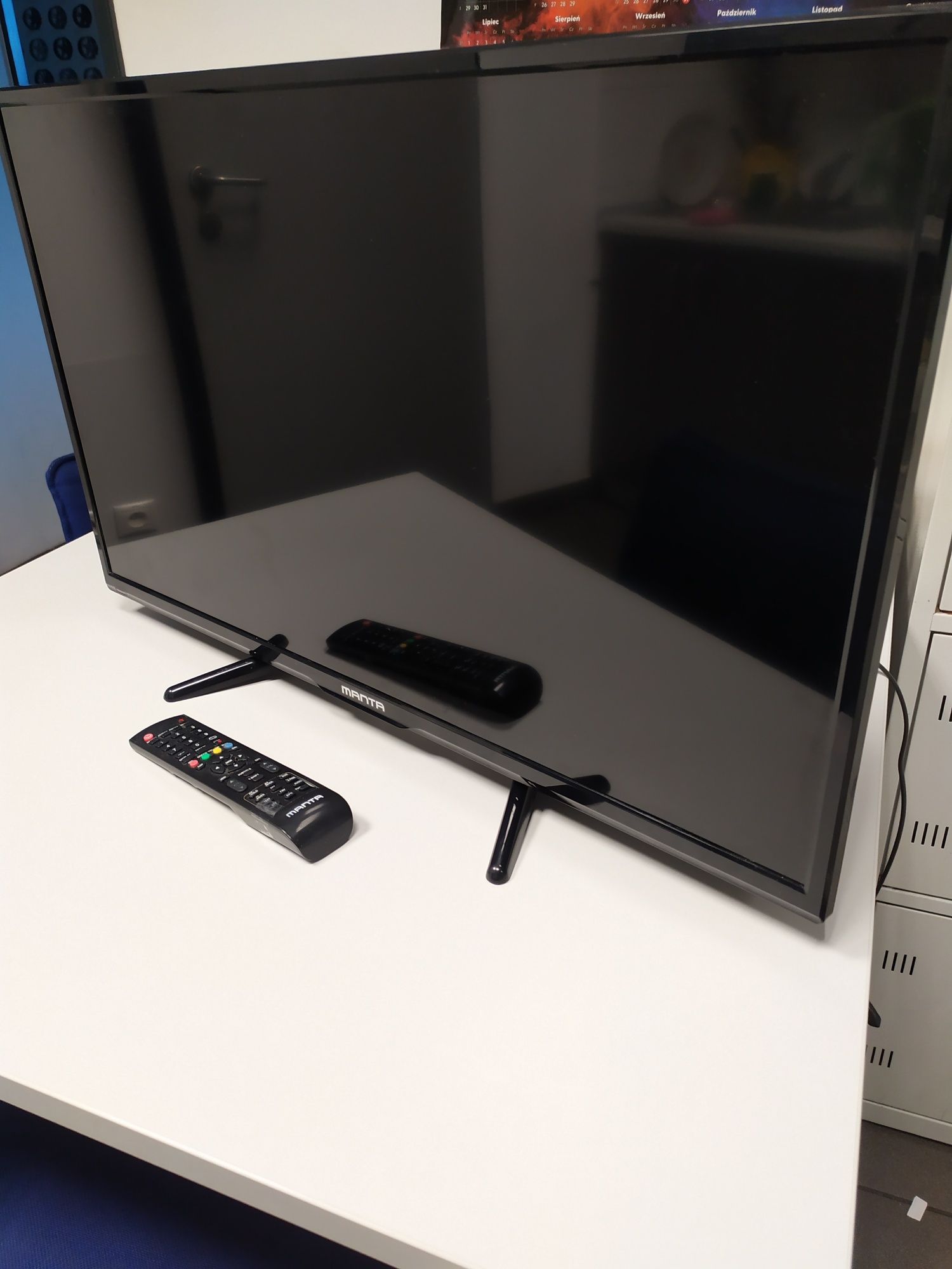 Telewizor LED Manta 32 "