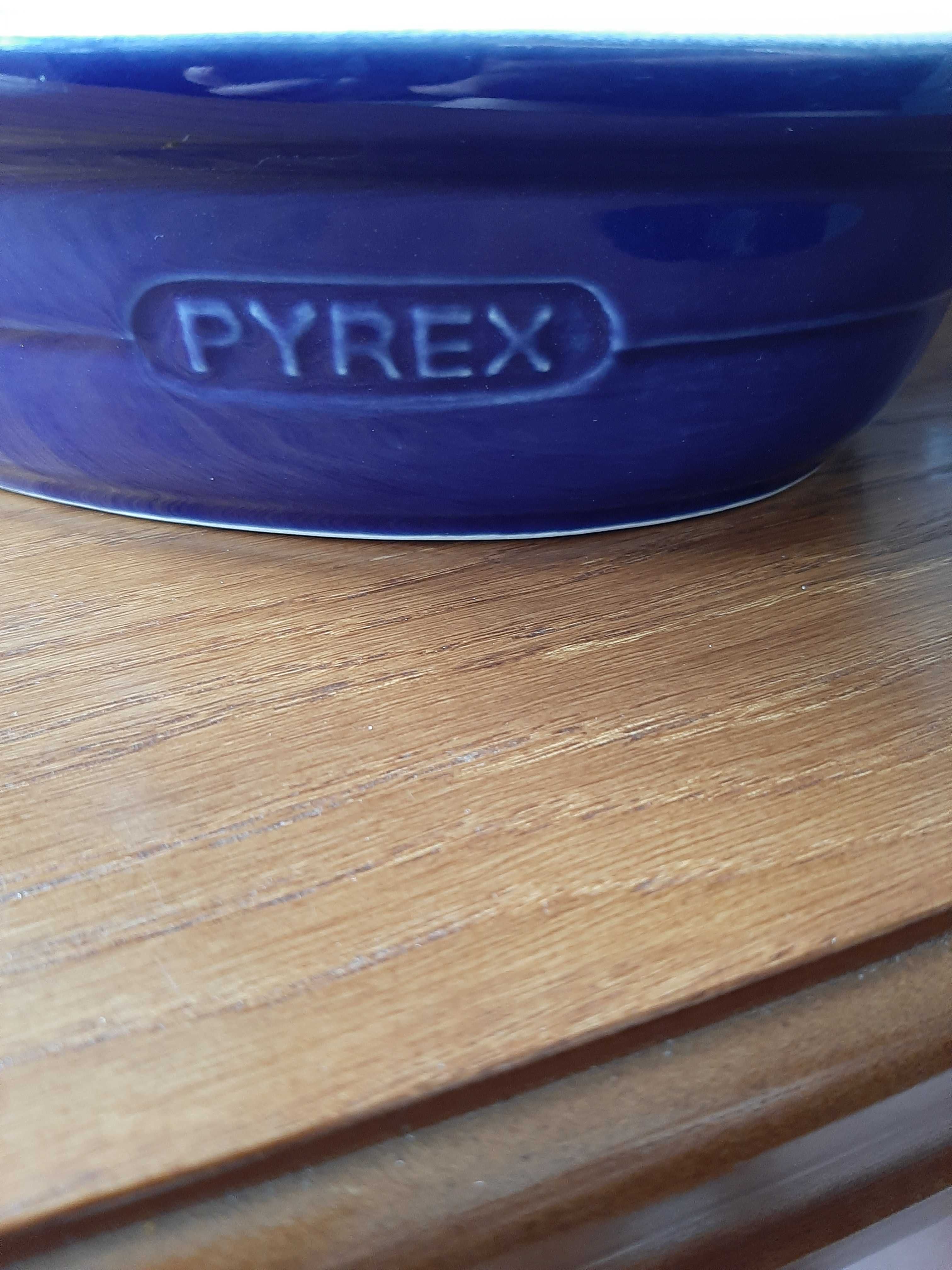Super okazja ,  2 polmiski żaroodporne ceramiczne firmy Pyrex